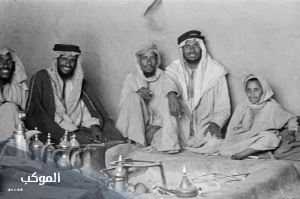 الراجحي وش يرجعون وأفخاذ عائلة الراجحي 