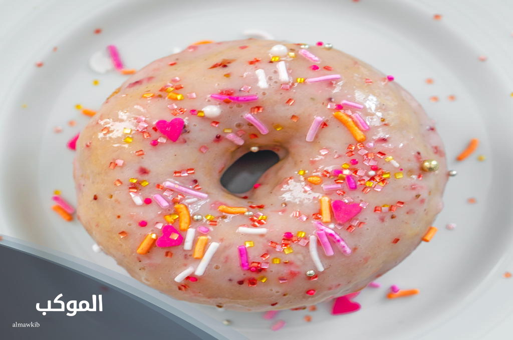 دونات فراوله فروستد