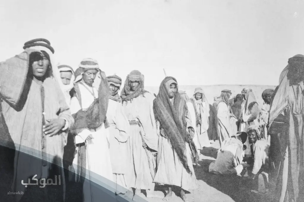 أعلام عائلة الزعاق