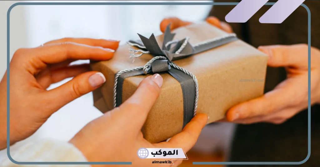 تفسير حلم الهدية في المنام لابن سيرين وعلاقتها بالأماني 5 تفسير حلم الهدايا من الأقارب