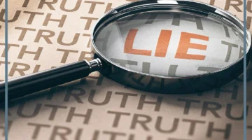 بوستات عن الكذب والخداع