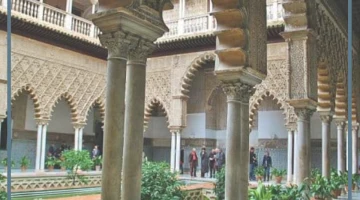 تفسير حلم رؤية القصر للعزباء