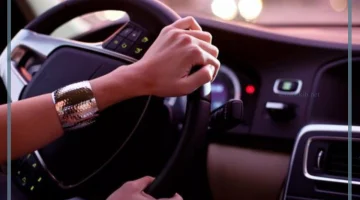 تفسير ركوب السيارة