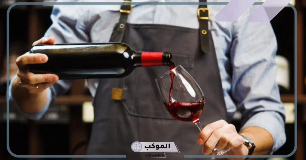تفسير حلم شرب الخمر للعزباء في المنام وعلاقته بزيادة الرزق والمال 5 تفسير رؤية أخي يشرب الخمر في المنام للعزباء
