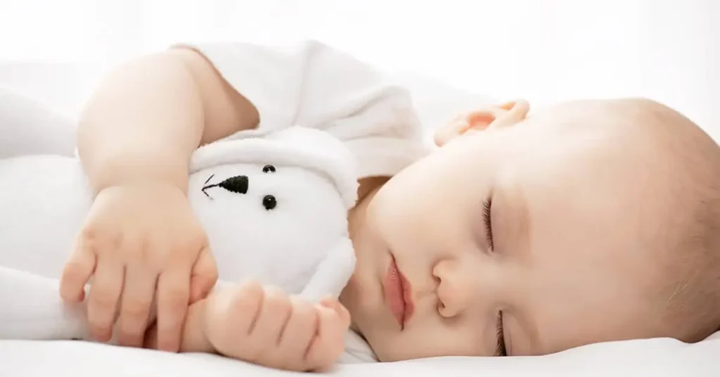 تفسير حلم طفل أبيض جميل للعزباء