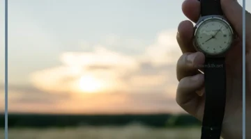 ساعة اليد في المنام للرجل