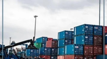 الرسوم الجمركية