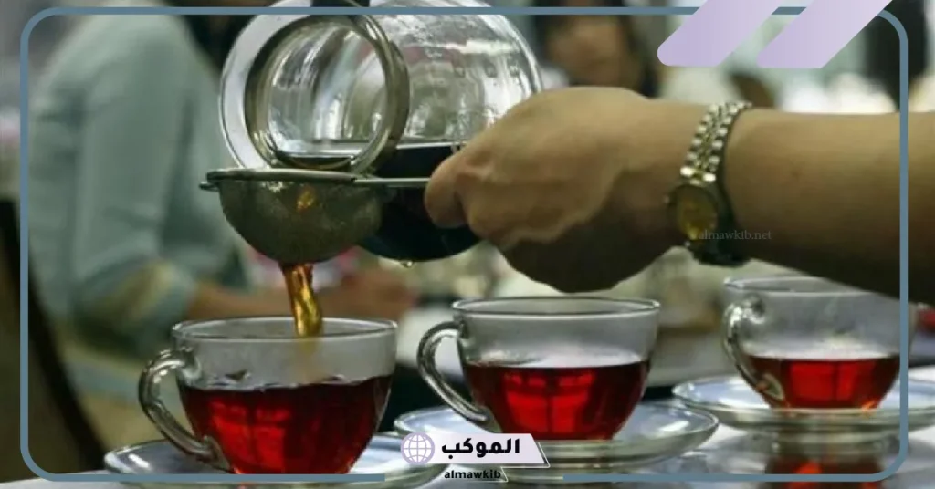 تفسير حلم شرب الشاي في المنام مع شخص اعرفه لابن سيرين 6 تفسير حلم شرب الشاي مع شخص اعرفه للعزباء