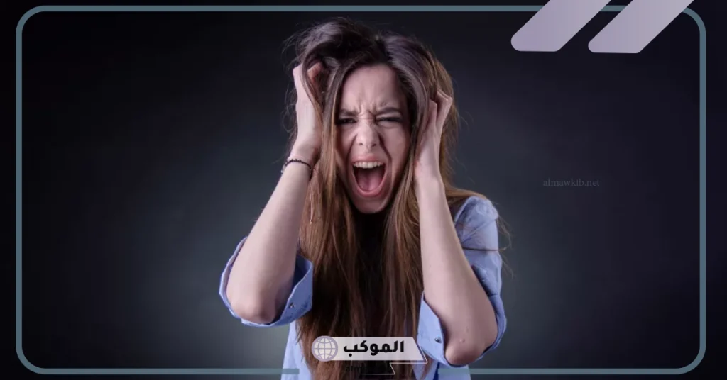 تفسير حلم شخص مجنون يلاحقني وانا اهرب 