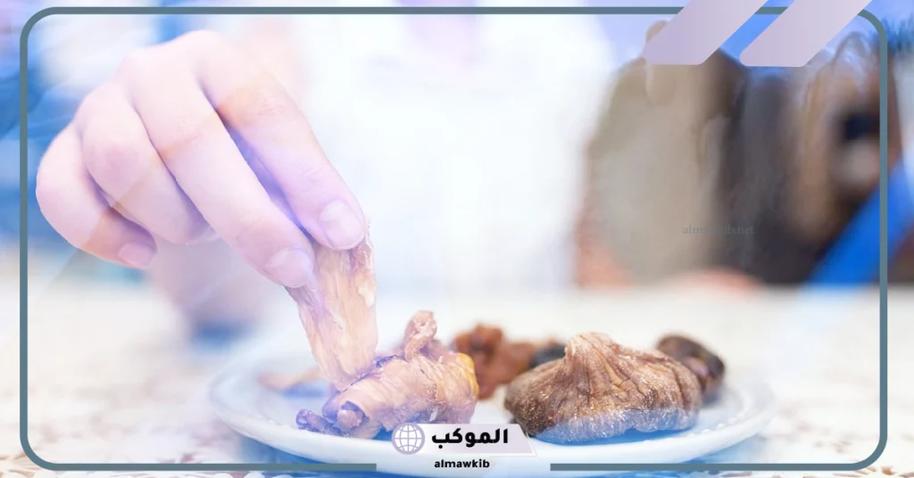 تفسير حلم الأكل في المنام للعزباء