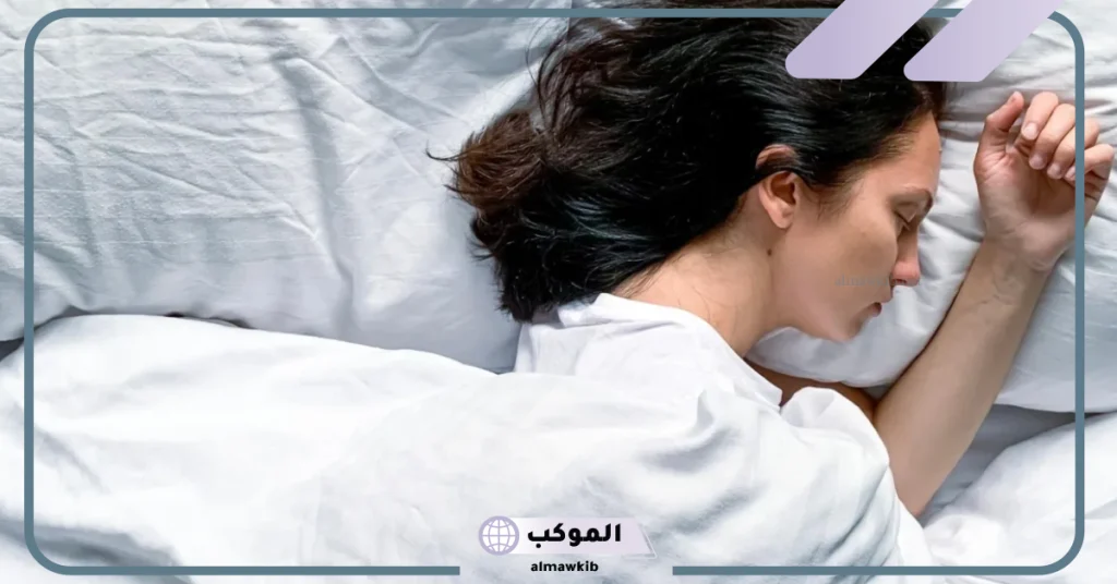 تفسير القبلة من الفم في المنام للعزباء