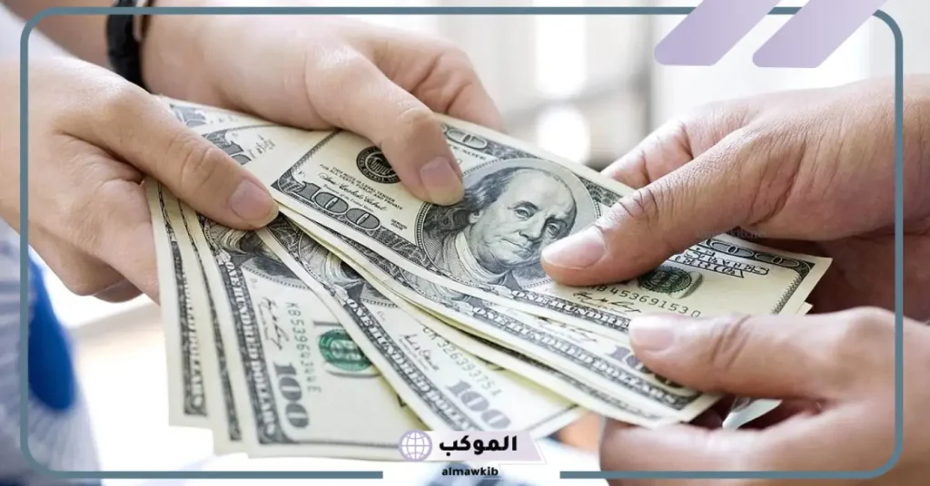 تفسير حلم شخص يعطيني نقود ورقية للعزباء