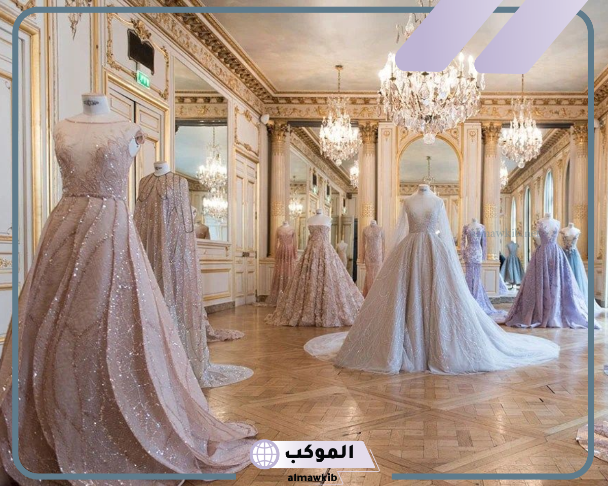 تفسير حلم لبس فستان جميل للمتزوجة في المنام لابن سيرين والنابلسي