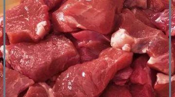 رؤية اللحم الفاسد للعزباء