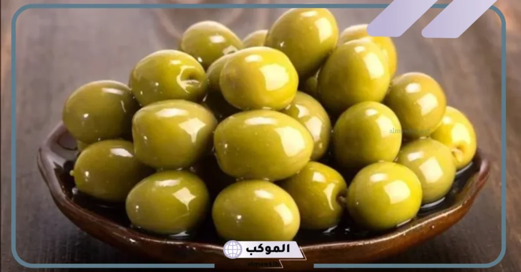 تفسير حلم رؤية قطف الزيتون في المنام لابن سيرين 5 قطف الزيتون في المنام للعزباء