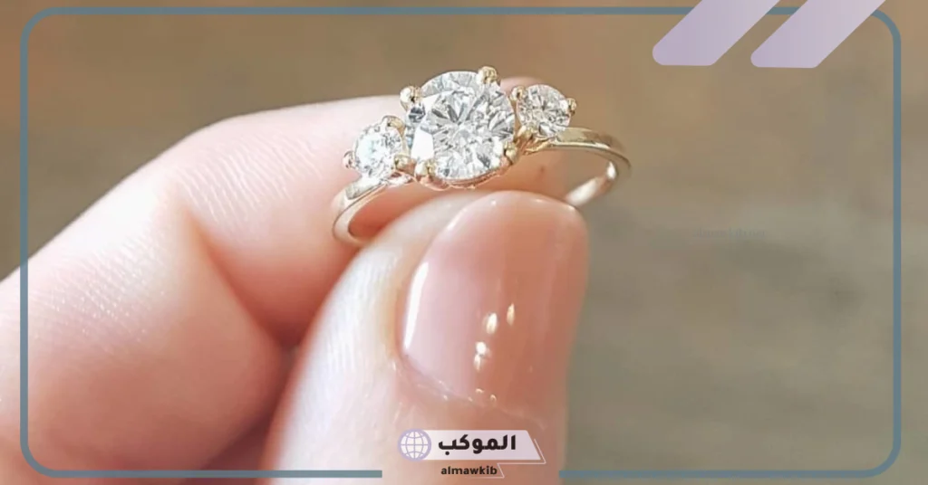 تفسير حلم لبس الخاتم الذهب والفضة في المنام لابن سيرين 6 رؤية لبس الخاتم في المنام للرجل