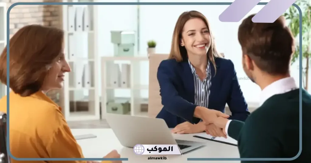 حلمت اني توظفت للعزباء