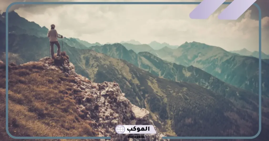تفسير حلم صعود الجبل في المنام للعزباء والمتزوجة لابن سيرين 6 تفسير حلم صعود الجبل والوصول للقمة