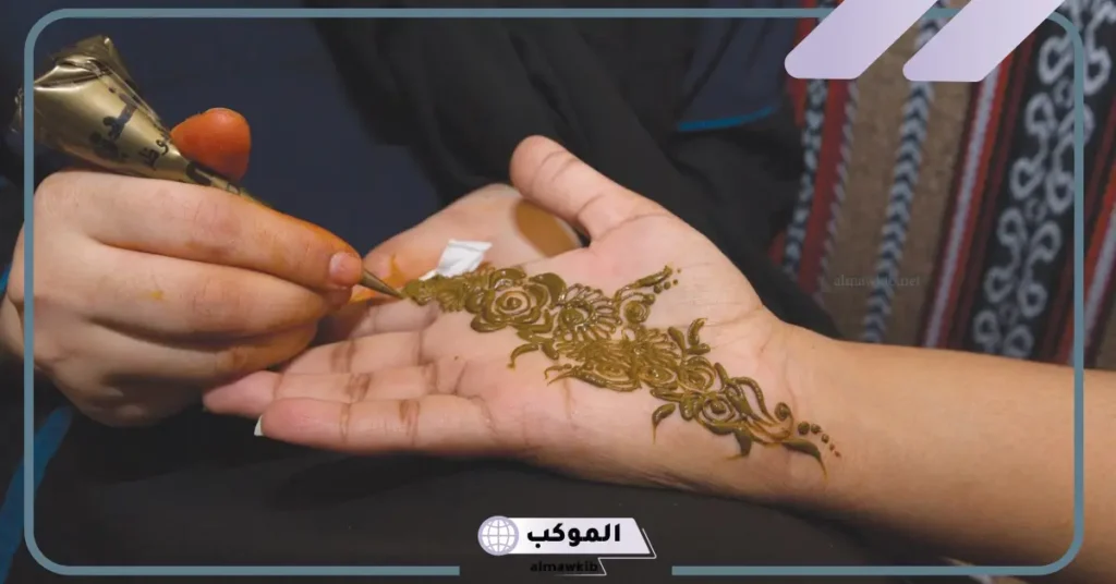 حلم الحناء في اليد للمتزوجة