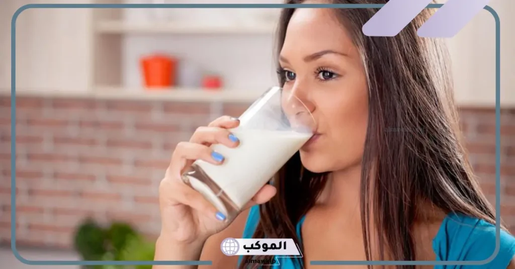 تفسير حلم شرب الحليب في المنام للعزباء والمتزوجة لابن سيرين 6 تفسير حلم شرب الحليب الإبل للرجل المتزوج