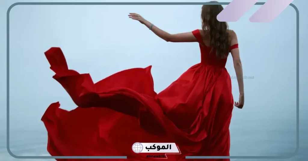 رؤية شخص يرتدي اللون الأحمر في المنام للمتزوجة 