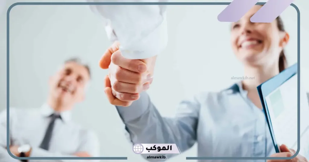 تفسير حلم الوظيفه والحصول عليها في المنام لشخص آخر لابن سيرين 5 تفسير حلم الحصول على وظيفة للعزباء