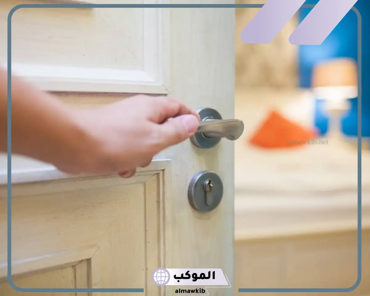تفسير رؤية فتح الباب في المنام