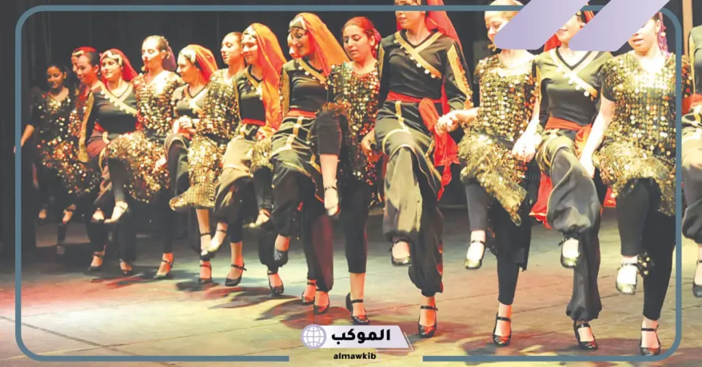 تفسير حلم الرقص أمام النساء للعزباء والمتزوجة لابن سيرين 6 تفسير حلم الرقص أمام النساء للمتزوجة