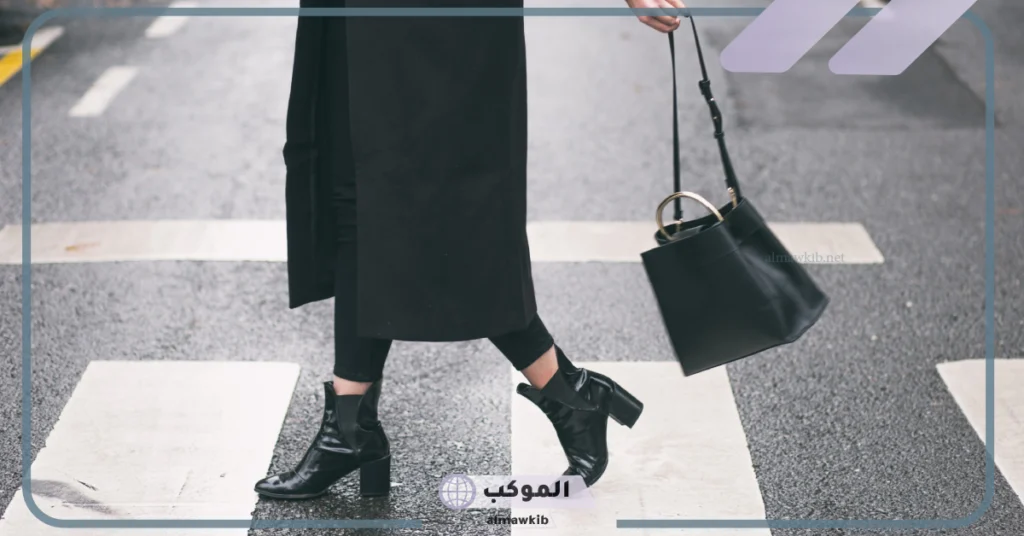 اشياء باللون الاسود الداكن للأطفال من خمس حروف 6 شخصية اللون الأسود