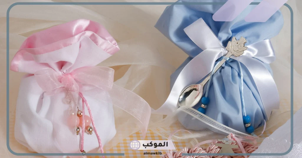 أجمل رسائل وعبارات لتوزيعات المواليد جميلة جدًا 2025 5 عبارات كروت سبوع المولود