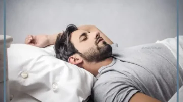 حلمت بعورة امرأة