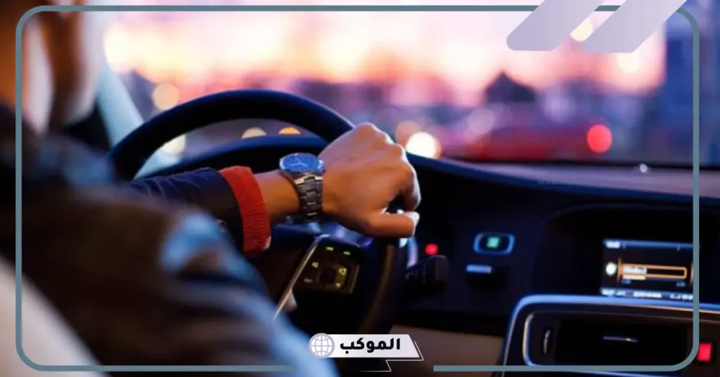 تفسير حلم ركوب السيارة مع شخص غريب في المقعد الخلفي لكبار العلماء 5 تفسير حلم ركوب السيارة مع شخص للعزباء