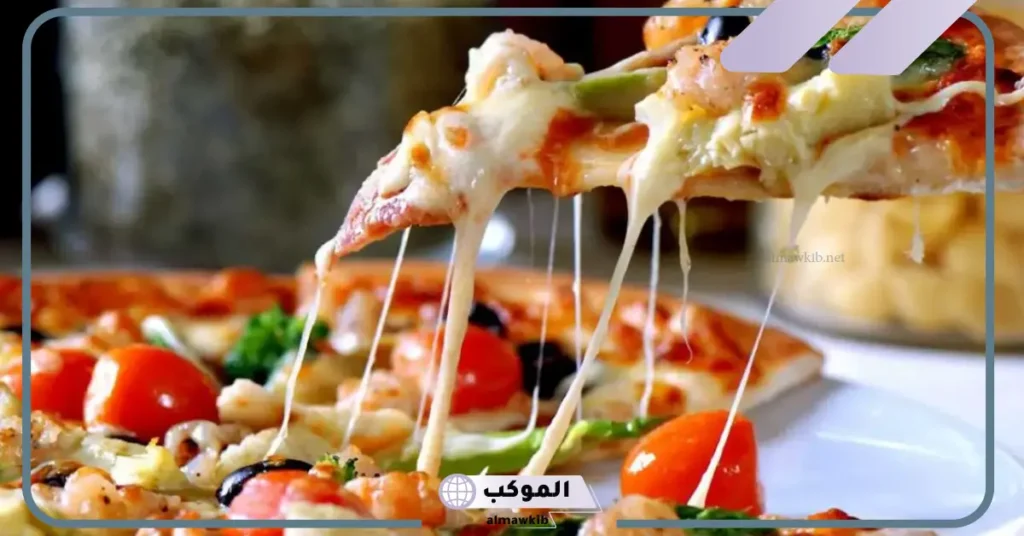 تفسير حلم أكل البيتزا في المنام وعلاقته بالسعادة لابن سيرين 6 رؤية البيتزا في المنام للمتزوجة