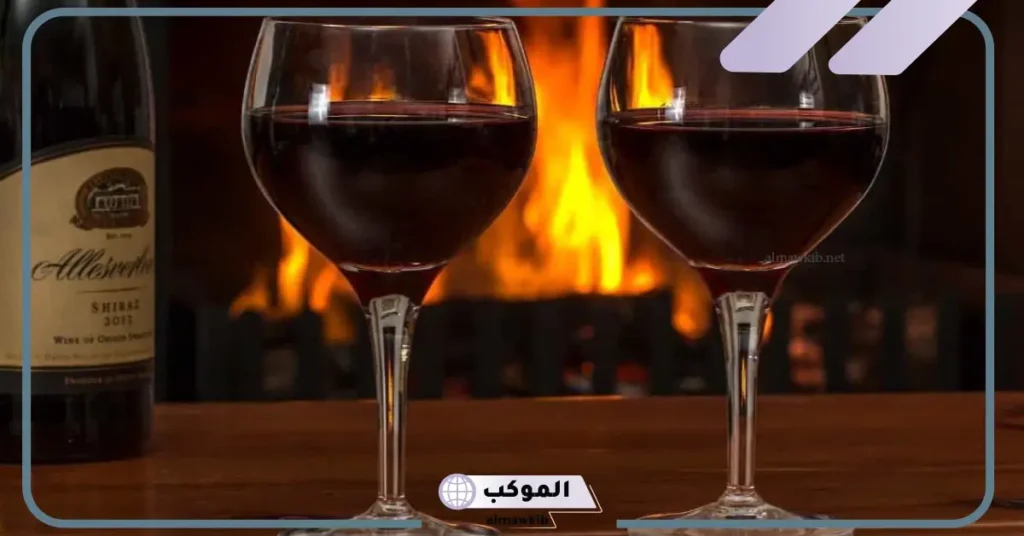 تفسير حلم شرب الخمر للعزباء والحامل والمتزوجة في المنام 6 تفسير شرب الخمر للرجل
