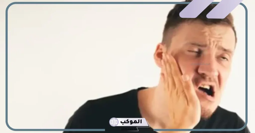 ضرب الكف على الوجه في المنام للرجل