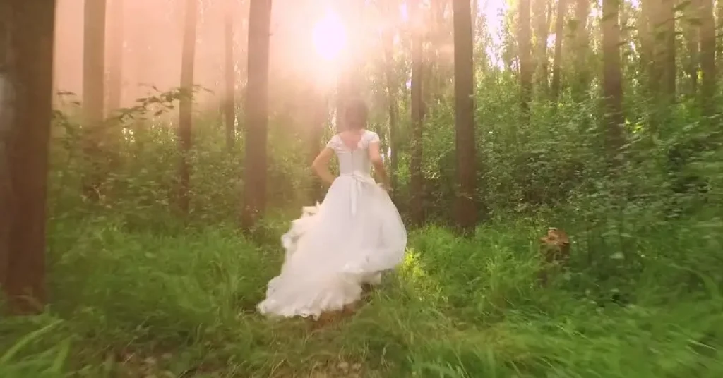 تفسير حلم لبس الثوب الأبيض للرجل 