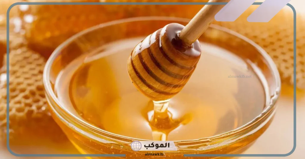 تفسير حلم اكل العسل في المنام للعزباء والمتزوجة لابن سيرين 6 تفسير حلم أكل العسل للرجل العازب