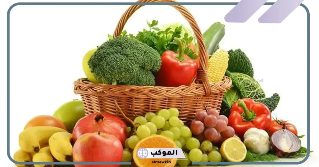 قطف الفواكه في المنام للعزباء