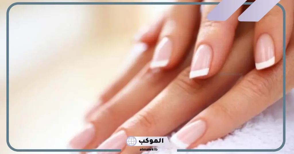 تفسير حلم الاظافر للعزباء ورمز تقليمها وقصها في المنام 6 ما تفسير الأظافر الطويلة في المنام للعزباء