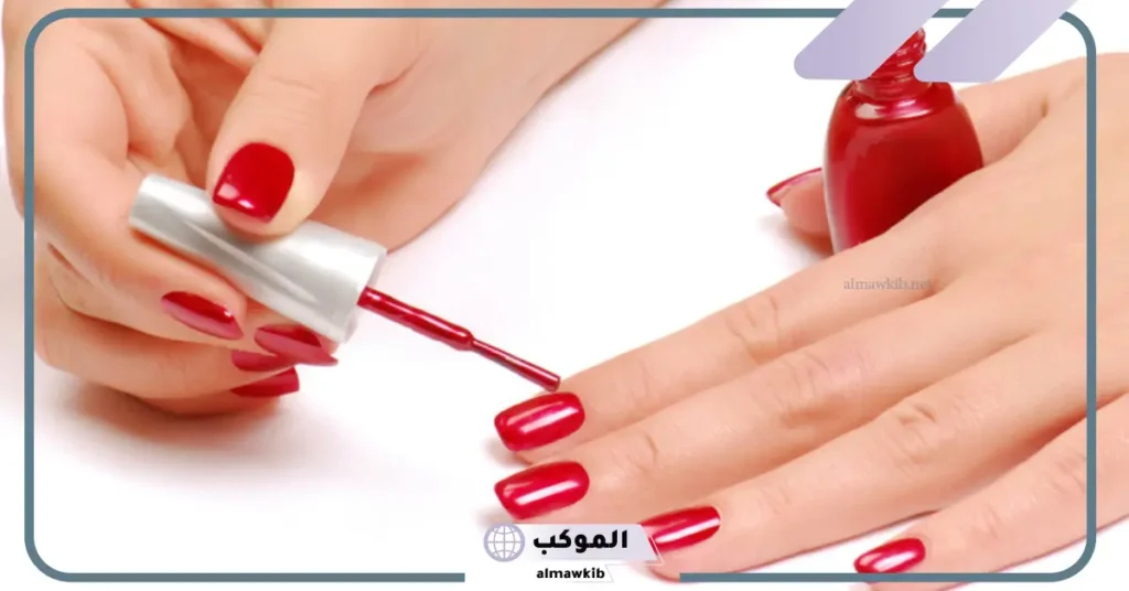 إزالة المناكير في المنام للعزباء 