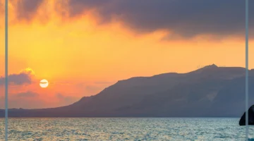 اقتباس عن البحر