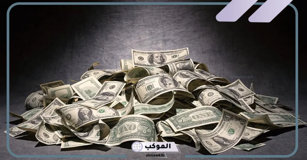 تفسير حلم العثور على المال في الشارع