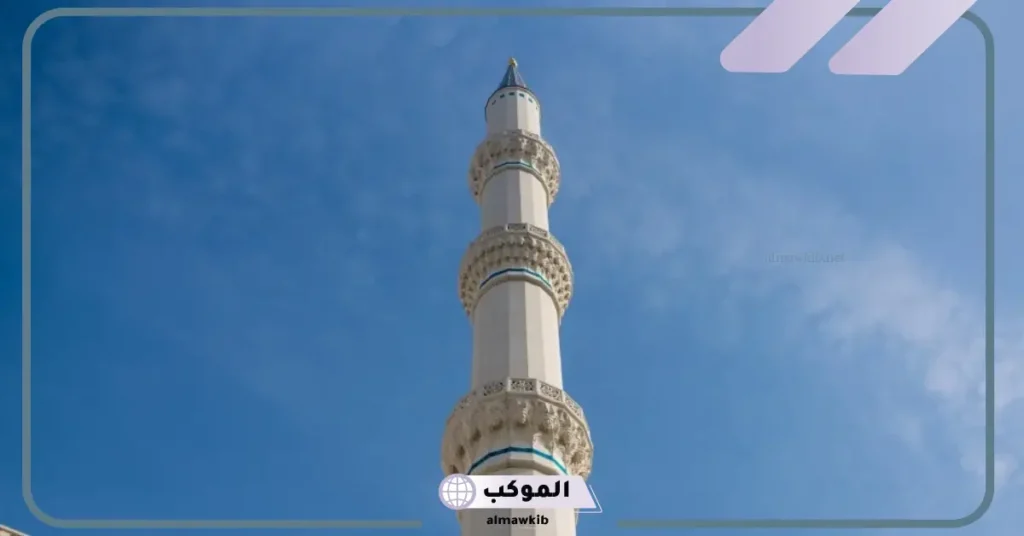 تفسير حلم الاذان في المنام للرجل من المسجد بصوت جميل لابن سيرين 6 تفسير سماع الأذان في المنام للعزباء