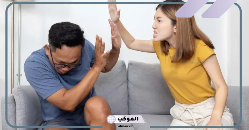 تفسير حلم ضرب شخص اعرفه