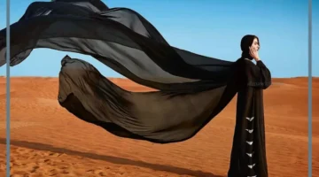 تفسير فقدان العبايه في المنام