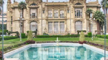 تفسيرات رؤية القصر