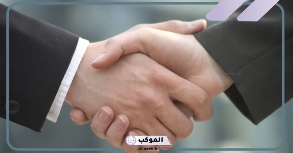 تفسير حلم حضن الميت وهو يضحك للمتزوجة