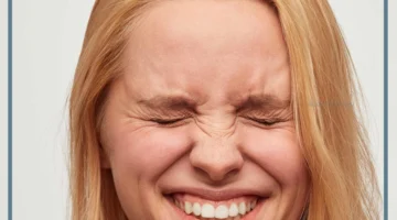 حلمت أن زوجي يضحك في المنام بشكل غير طبيعي