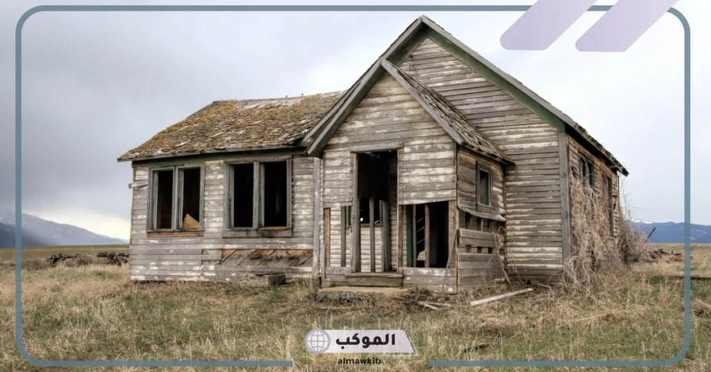 تفسير البيت القديم في المنام للمرأة والرجوع إليه ودخوله لابن سيرين 5 رؤية البيت القديم في المنام للعزباء