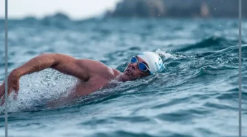 رؤية السباحه